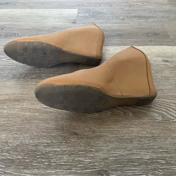 Kenneth Cole Reaction Women's Did U Tell Wedge Pump Size 10 - Picture 8 of 8